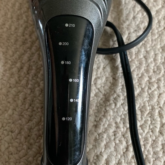 Revlon Adjustable Waver - Picture 4 of 13